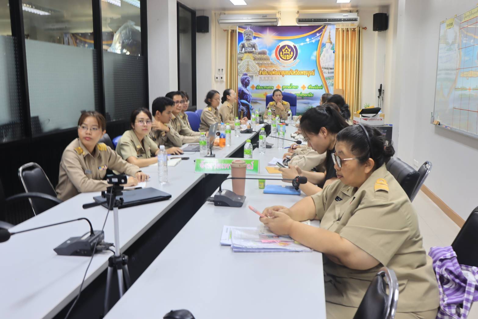 สำนักงานกองทุนพัฒนาบทบาทสตรี ดำเนินโครงการอบรมเพิ่มทักษะและประสิทธิภาพในการบริหารจัดการหนี้ของกองทุนพัฒนาบทบาทสตรี ผ่านระบบวิดีทัศน์ทางไกล (Video Conference)